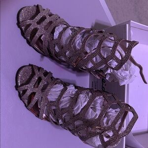 Elegant Strappy Gold Sandals